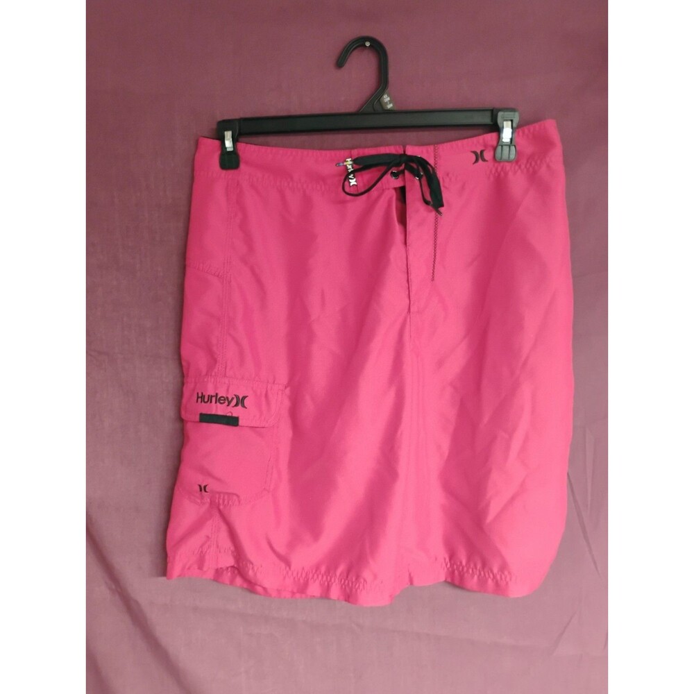 Hurley Swim Trunks Shorts Mens 34 Red  Quick Dry  Lifeguard Beach Surf